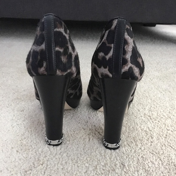 Michael Kors Leopard Platform - Picture 4 of 5